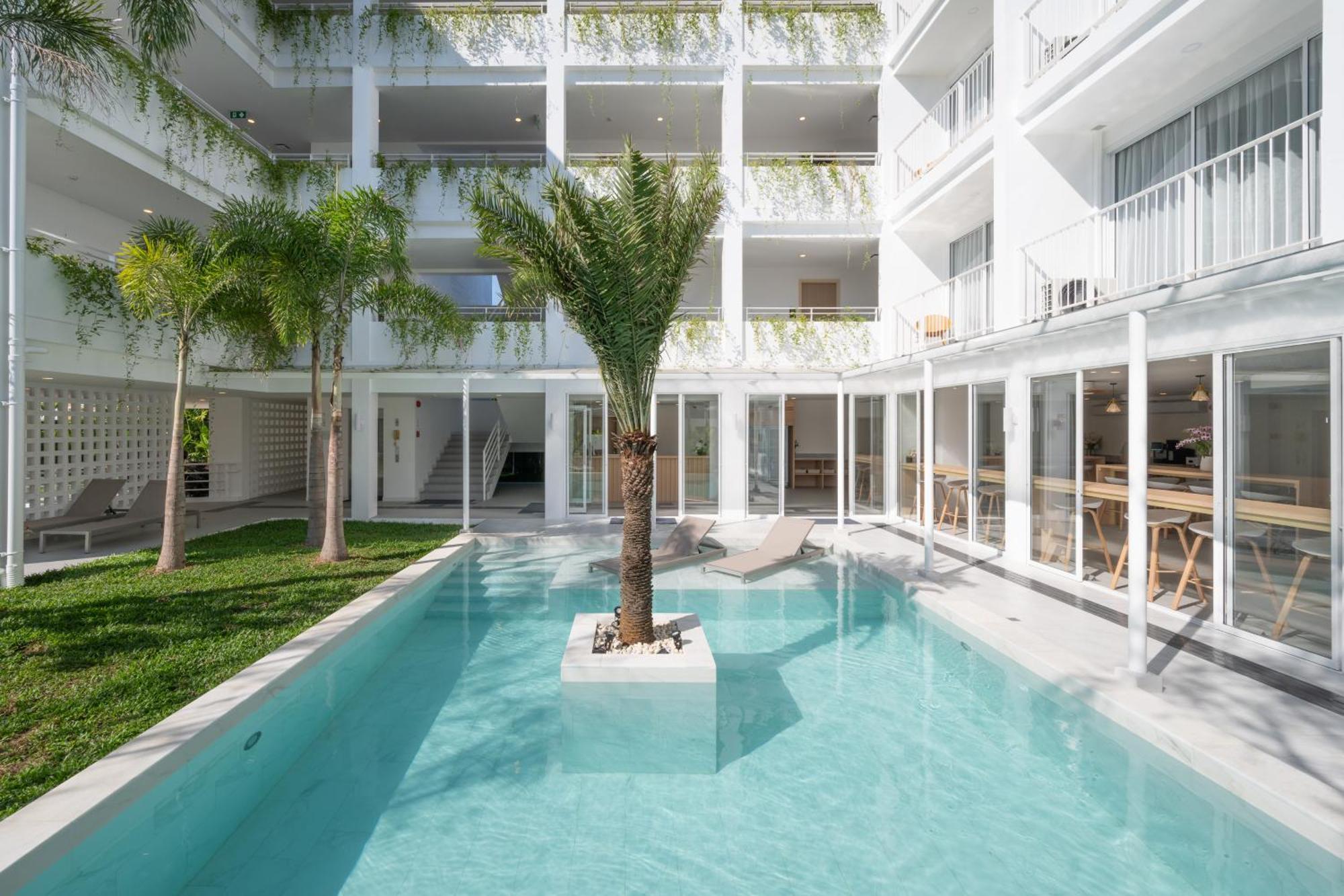 Lis Hotel Chiangmai Chiang Mai Exterior photo